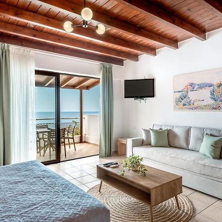 Superb Apartments Kriaras Sea View In Sfakia Хора-Сфакіон Екстер'єр фото