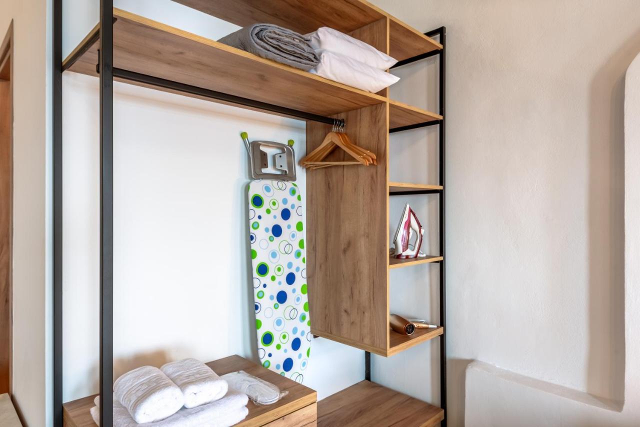 Superb Apartments Kriaras Sea View In Sfakia Хора-Сфакіон Екстер'єр фото